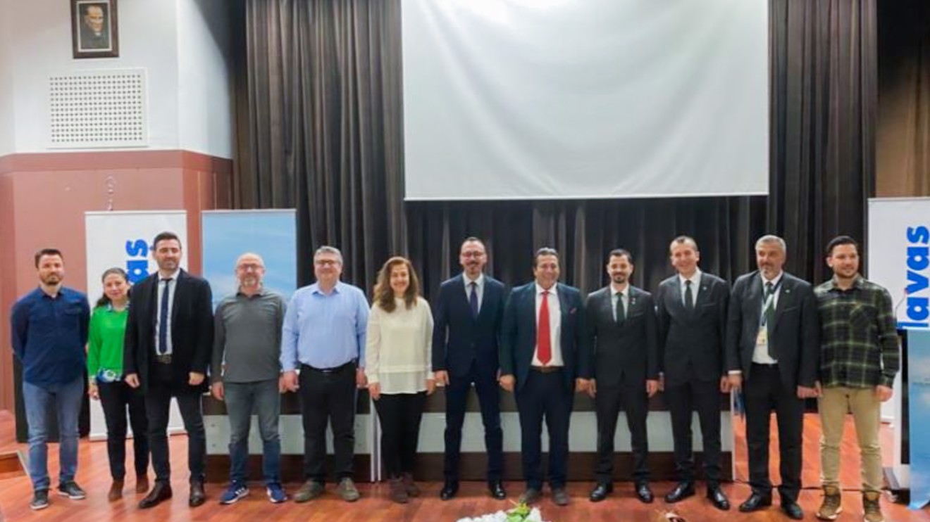 Selçuk Üniversitesinde Dünya Sivil Havacılık Günü kutlandı